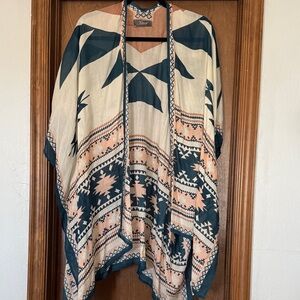 Natural Reflections Geometric Kimono in Peach and Navy